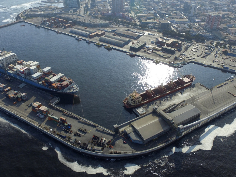 AMPLIAR CAPACIDAD LOGÍSTICA FIGURA COMO PRINCIPAL DESAFÍO DE PUERTO ANTOFAGASTA PARA 2021